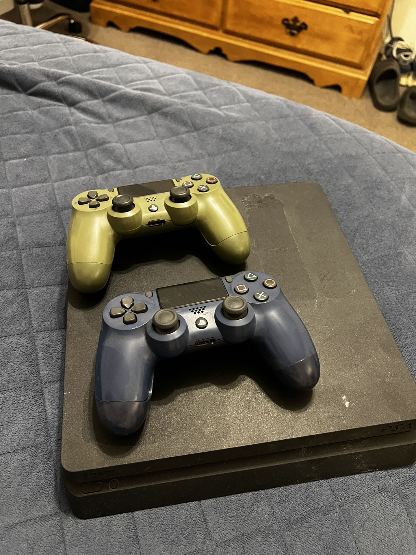 PS4