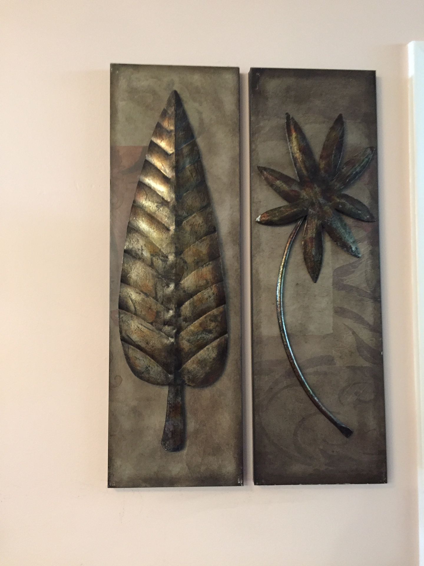 Metal art decor.