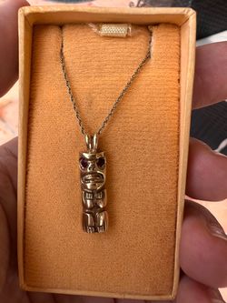 SOLID 14K GOLD TIKI NECKLACE 🔥  Vintage 14K yellow gold tiki/totem pendant with ruby eyes.
