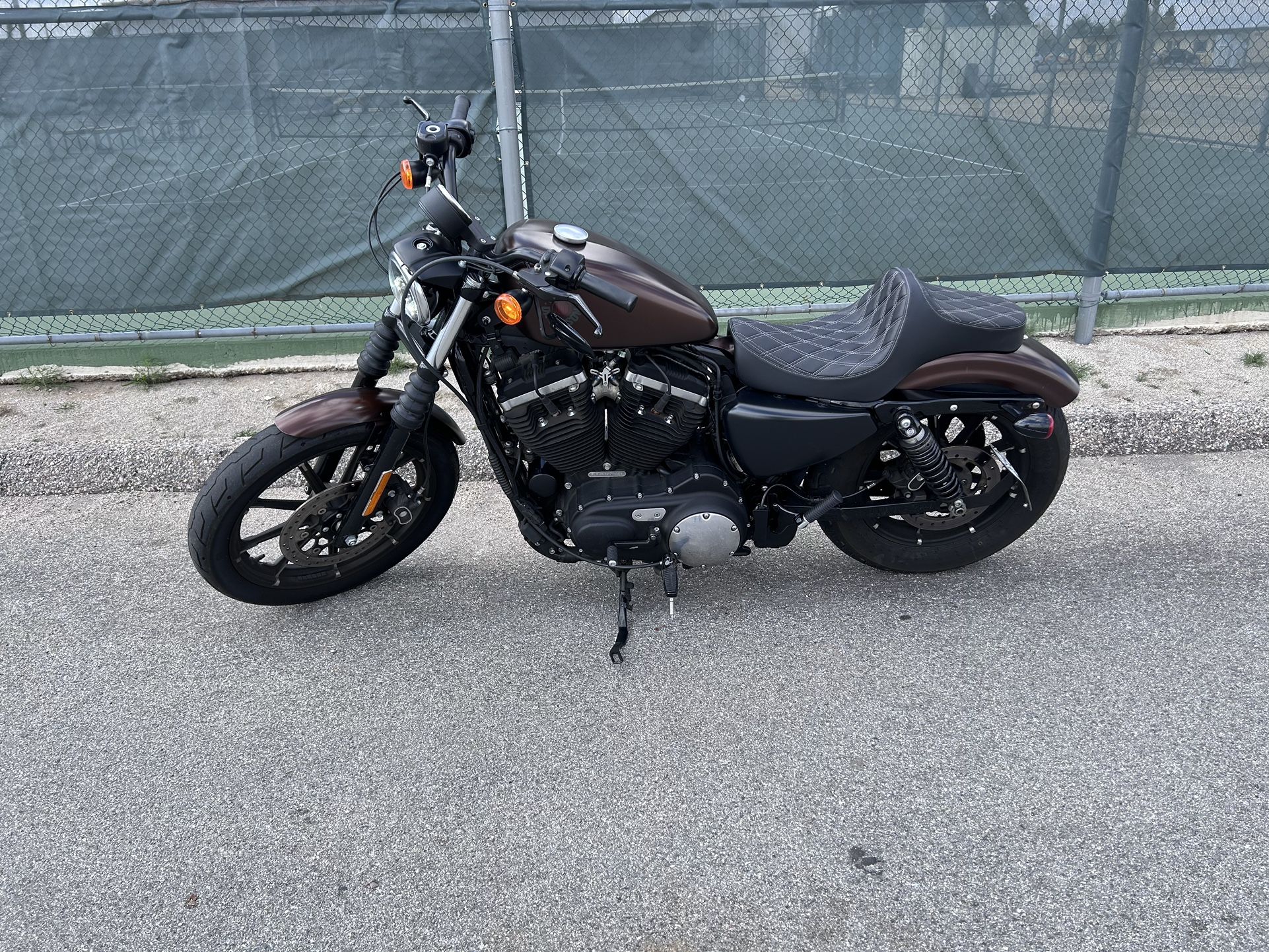 2019 Harley Davidson Iron 883