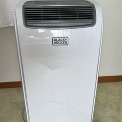 Black & Decker Portable AC Unit