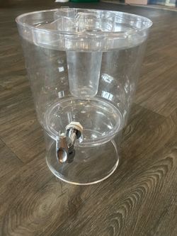 Beverage dispenser