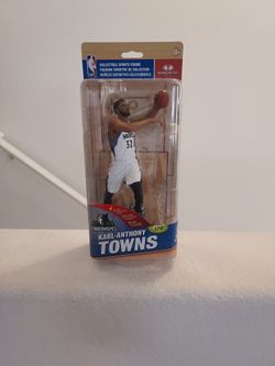 MacFarlane Karl-Anthony Towns Figurine 