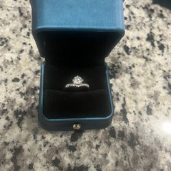 Moissanite Ring 