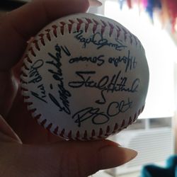 New York YANKEES 97 AUTOGRAPH BASEBALL 