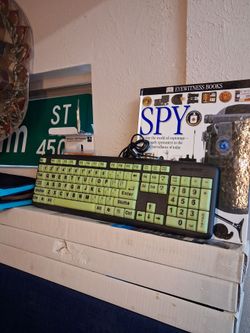 Glow in the Dark USB Keyboard
