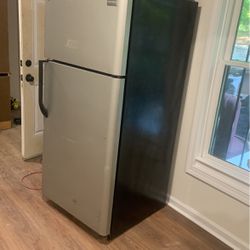 Used Frigidaire Refrigerator