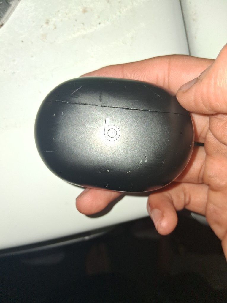 Beats Wireless Bluetooth Earbuds