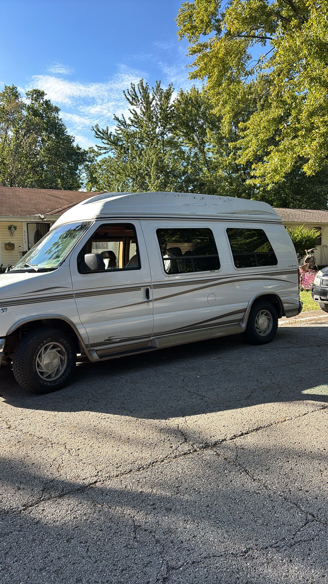 Nice V8 Triton Econoline Xlt 150