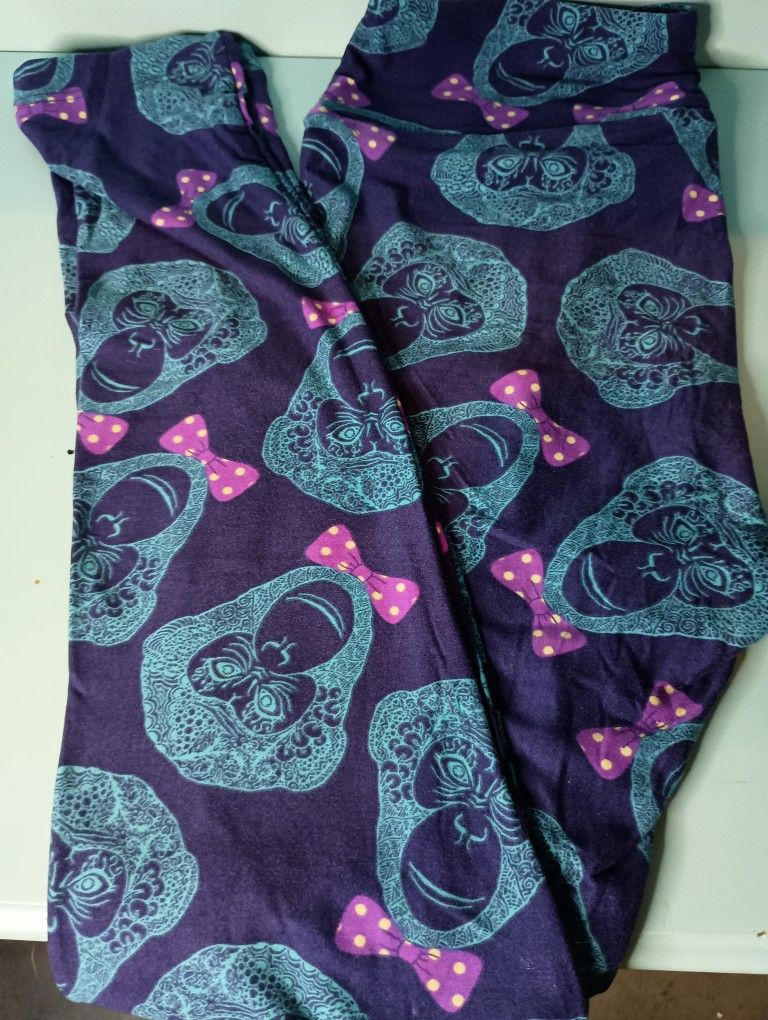 LuLaRoe Women's Buttery-Soft Leggings, One Size - Purple Polka-Dot Monkey