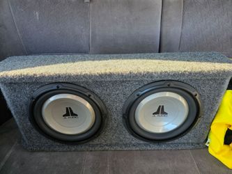 2 10" Jl Audio With Original Box like new