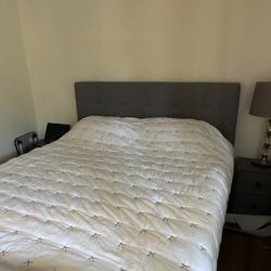 Bed queen with mattress and 2 night stand