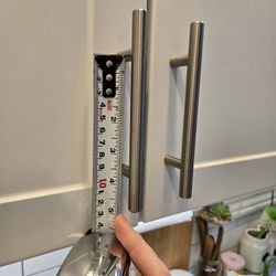 Cabinet Hardware 