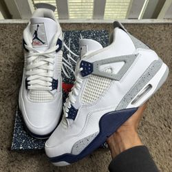 Air Jordan 4 Retro Midnight Navy 