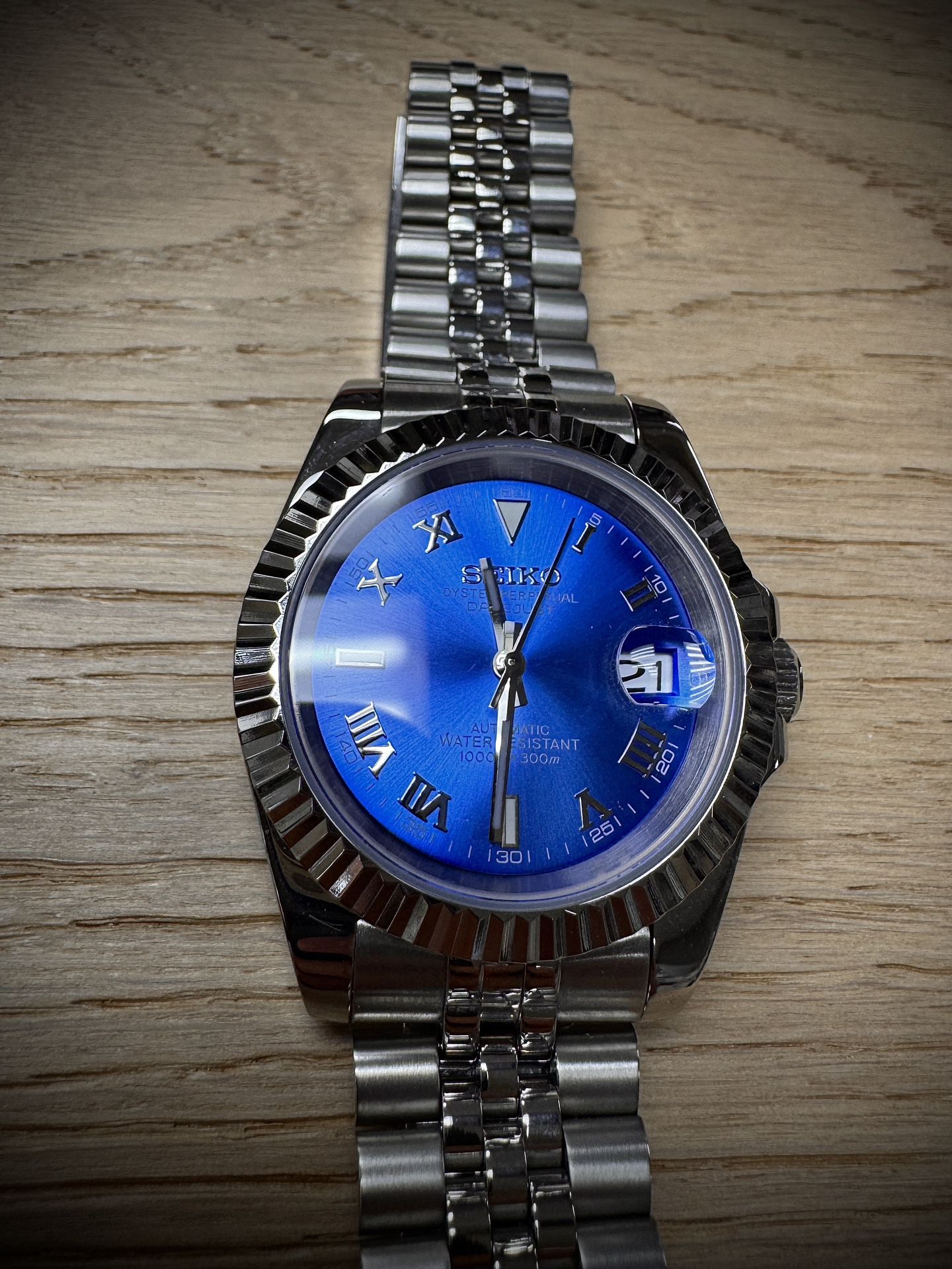 39mm Sฤiko NH35 Mod Watch Datejust | Blue Roman Numeral Dial | Jubilee Bracelet