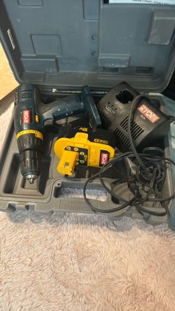 RIOBI Drill with box and charger