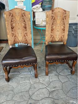2 BEAUTIFUL CHAIRS GOOD CONDITION ONE FOR $30 OR TWO FOR $55