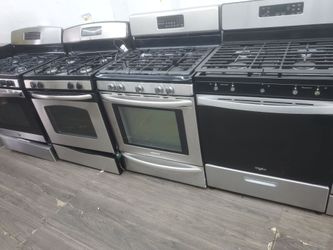 Stove stainless  4 or 5 burner $475..warranty 30 inches 301 Saundview Ave Bronx NY  10473..open from 9am to 7pm...monday thrue saturday