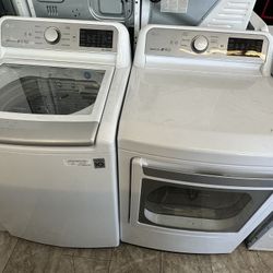 LG Washer & Gas Dryer Set *We Finance 