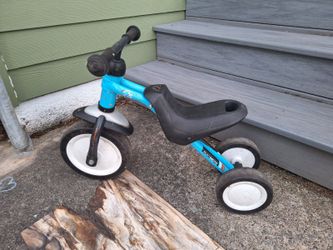 Puky Pukymoto blue balance bike trike
