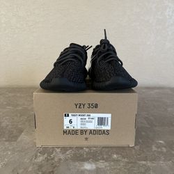 Adidas Yeezy 350 Pirate Black