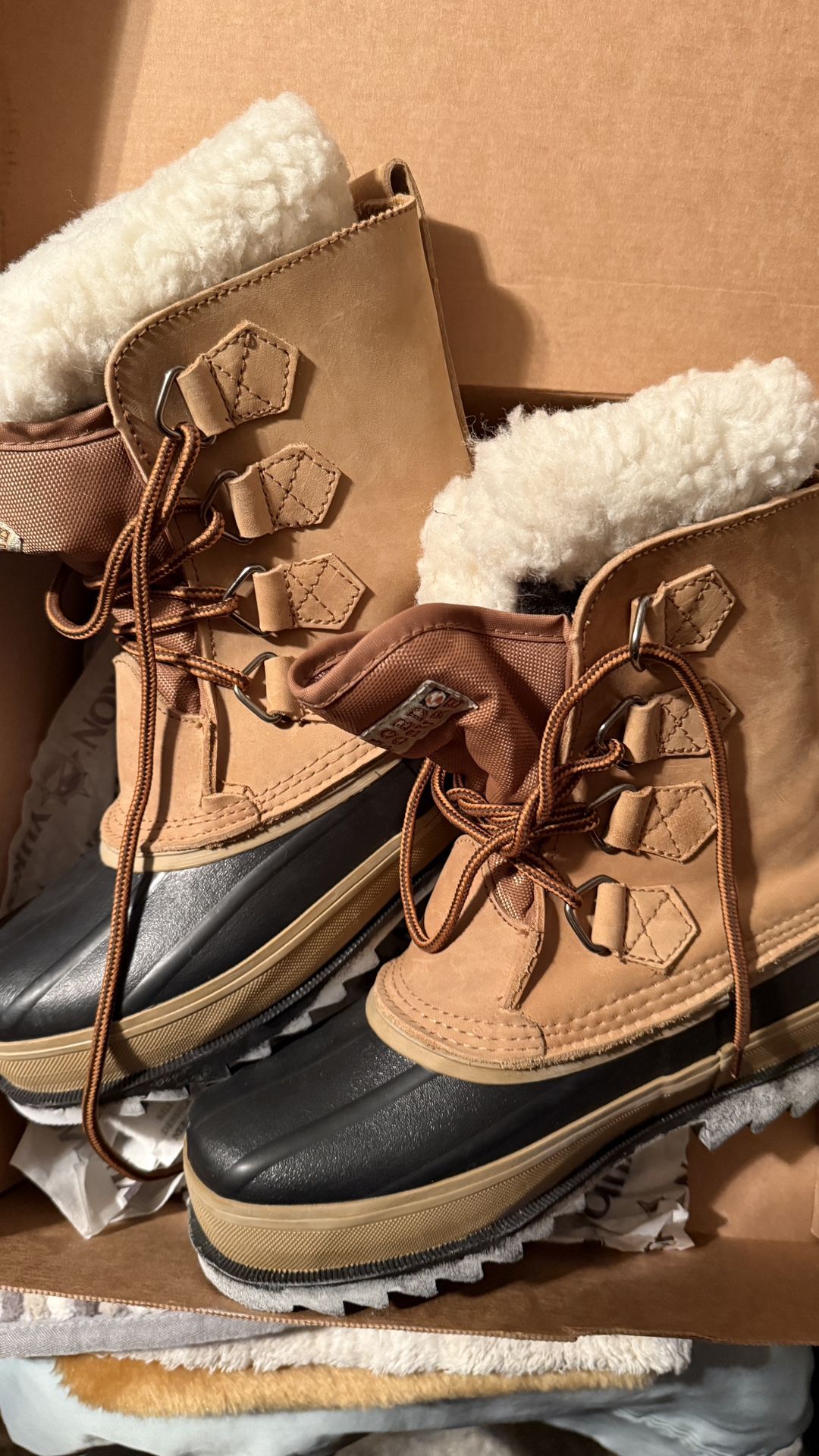 Snow Boots Women’s Size 7