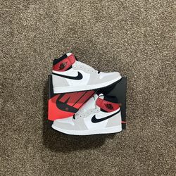 Jordan 1 Light Smoke Grey Size 10