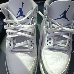 Retro Jordan 3's "Navy Midnight "