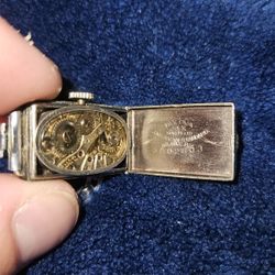 Bulova, Elgin And Other Vintage Watches. 