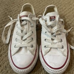 Girls Converse White Shoes Size US 12