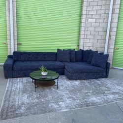 *Free Delivery* Macys Large Sectional Couch Sofa 