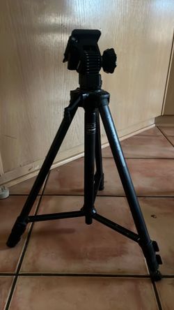 Velbon DV-40 tripod