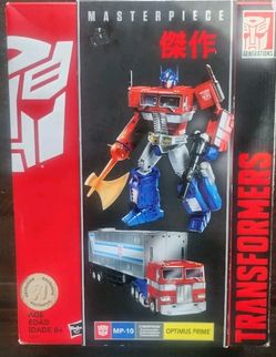 Hasbro Toys R Us TRU Optimus PRIME MP 10 G1 CLASSIC TRANSFORMERS COLLECTIBLE TOY FIGURE $350