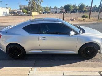 2011 Toyota Scion iQ