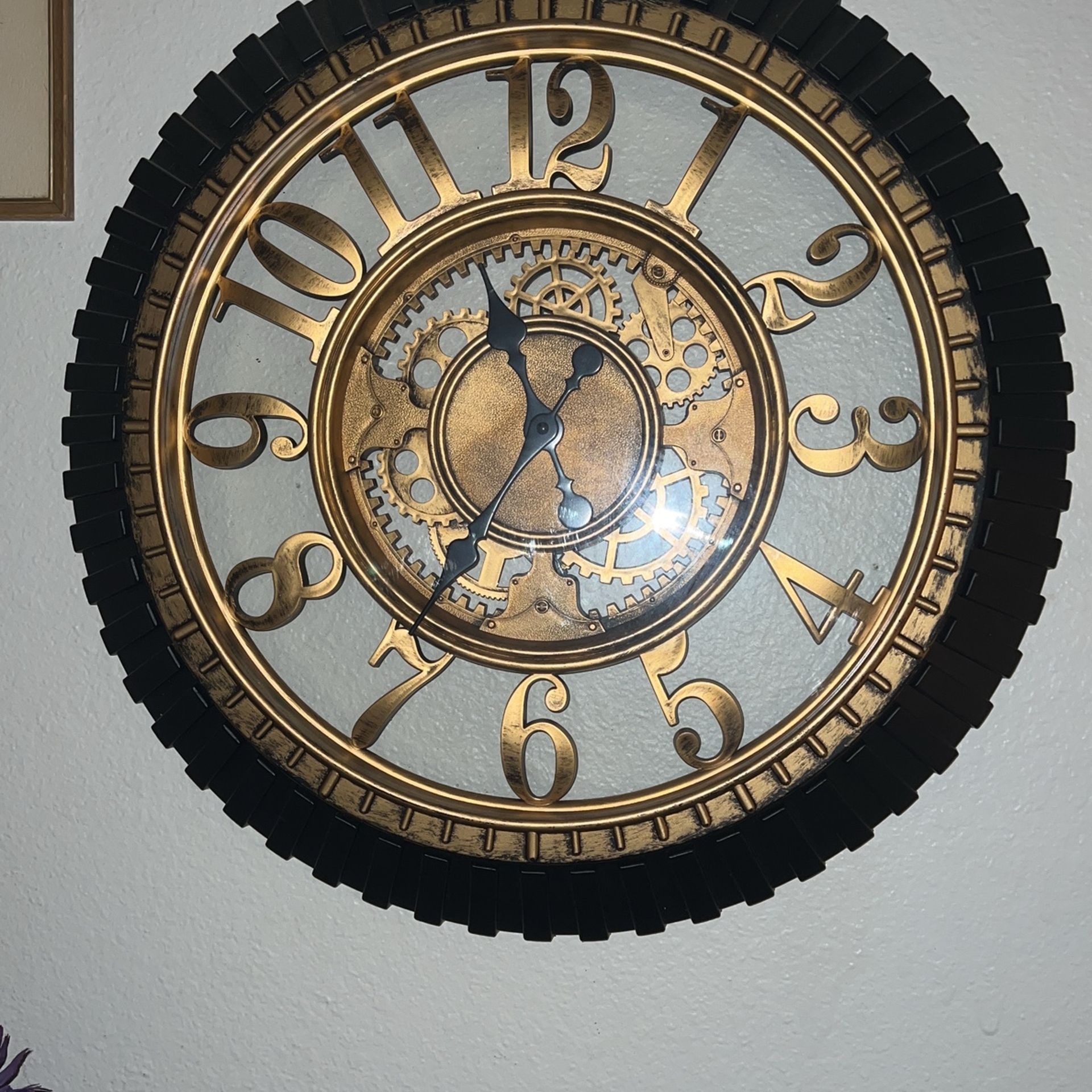 Unique🦋💙💍 clock