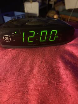 Clock With Radio
