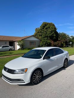 2015 VW JETTA CLEAN TITLE BEAUTIFUL CAR