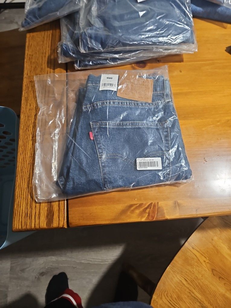 Mens Levi Jeans
