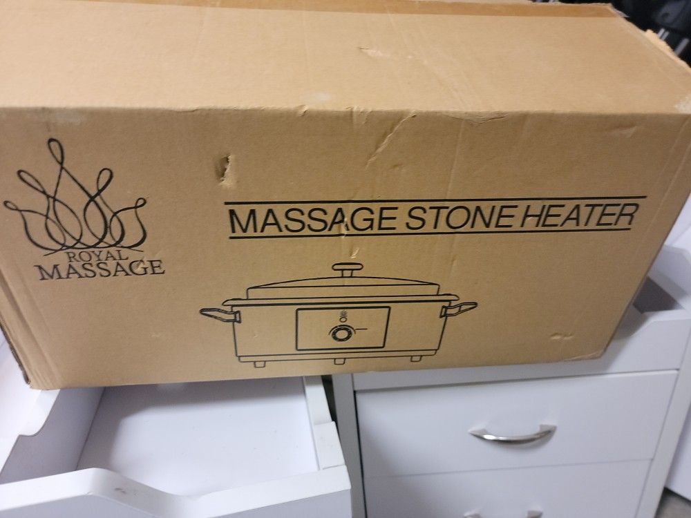 Massage Stone Heater. NEE IN box