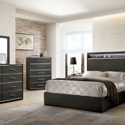 Brand New Grey Queen Size 4pc Bedroom Set (Available In California & Eastern King)