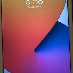 Apple iPad Air 2nd Generation Unlocked Like New!