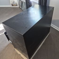 Horizontal file cabinet