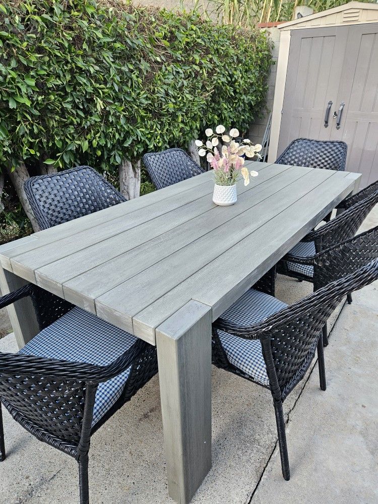 Patio Set 9pc/Outdoor Dining Set/Outdoor Furniture/Cash Only