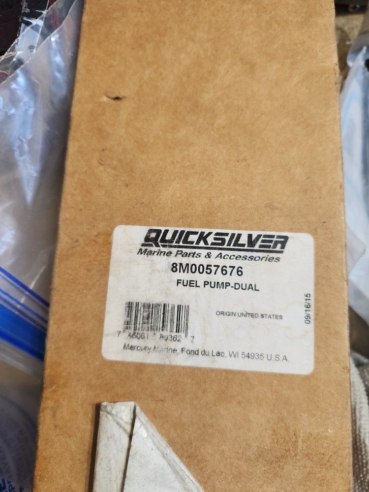 Mercury Outboard Fuel Pump Assy Module. 8M057676  2 Syroke And 4 Stroke Fuel System Module [ Fuel Pumps ]