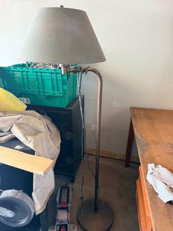 Vintage Floor Lamp – Industrial / Mid-Century Style