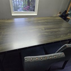 Dinning Table 