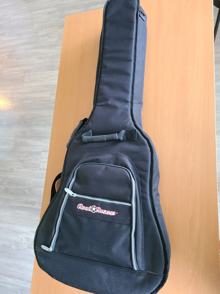 Road Runner Acoustic Guitar Bag