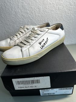 Shows And Close For Sale 