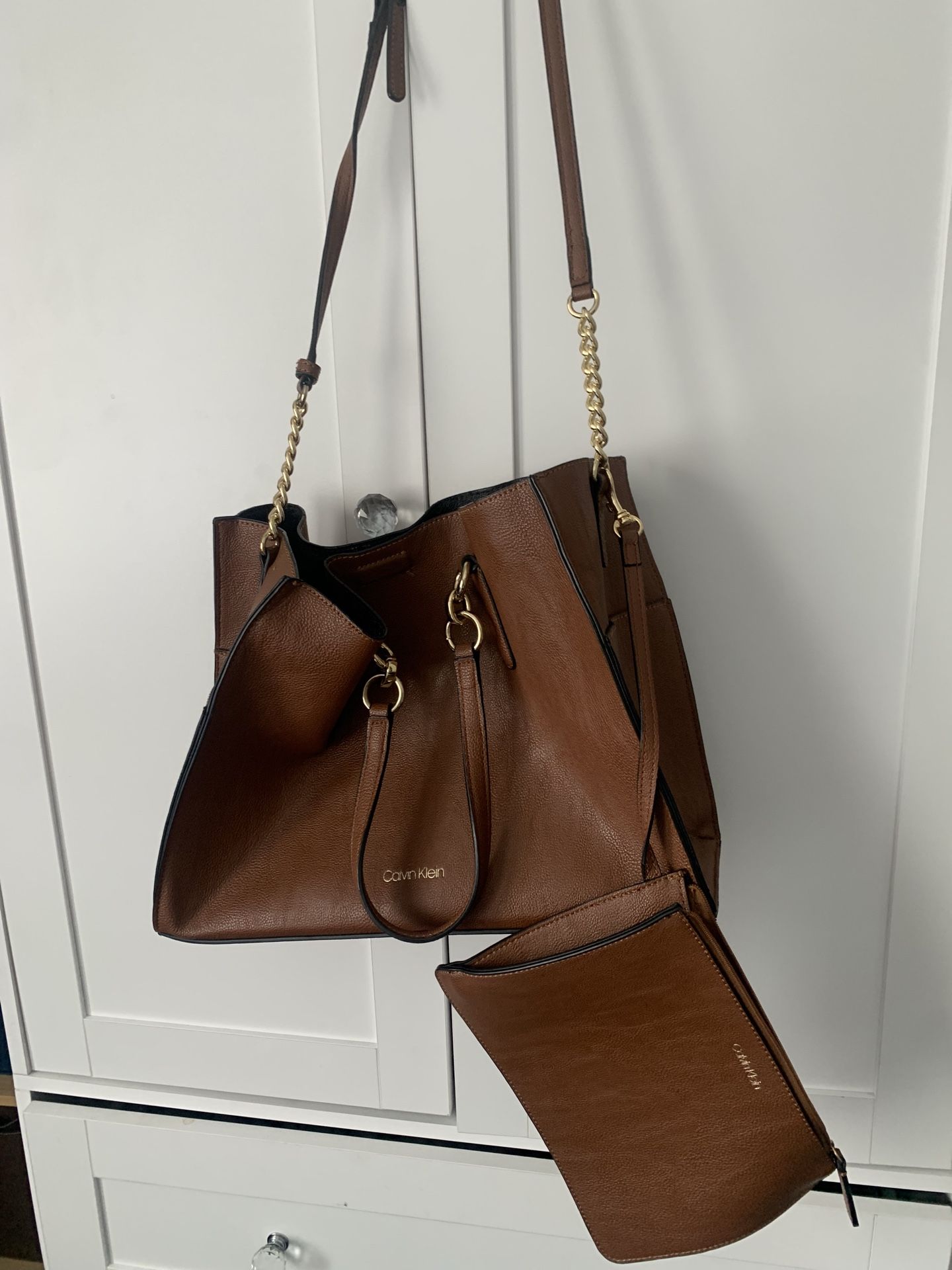 Women’s Calvin Klein Purse , hand & Shoulder bag :$35
