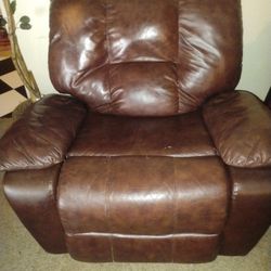 Moving Sale Must Go